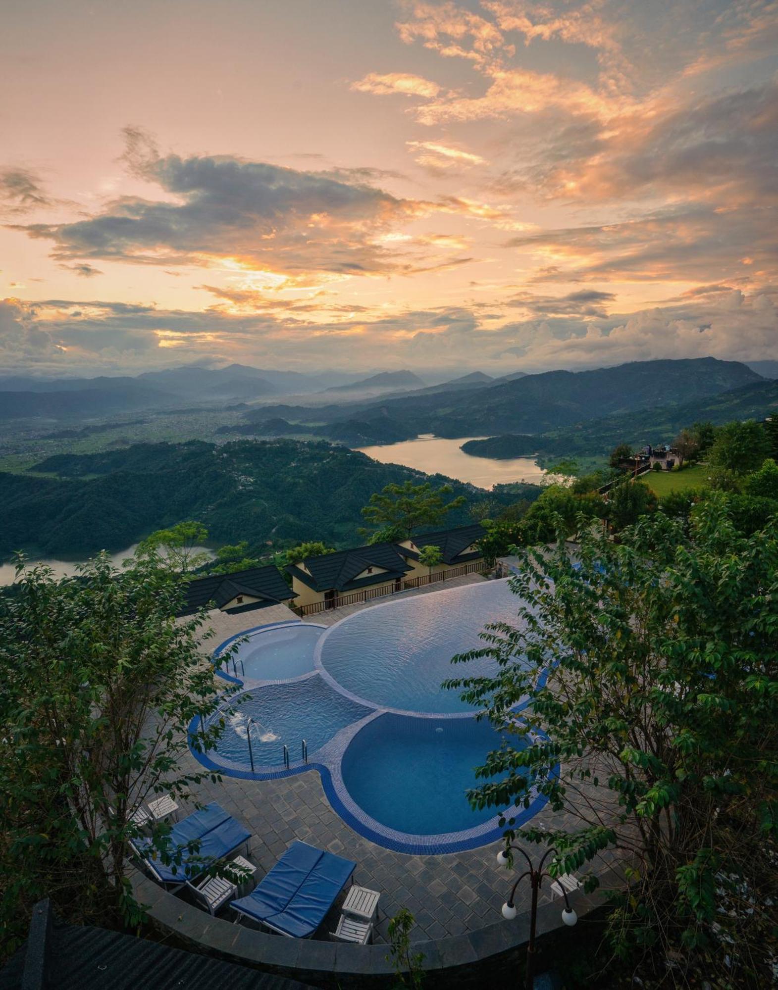 Rupakot Resort Pokhara Exterior foto